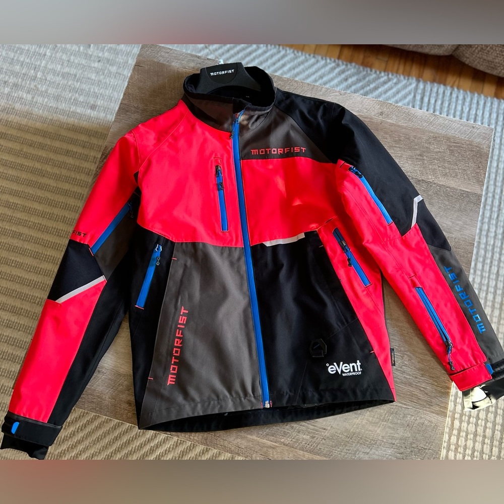 Women’s Snowmobile Jacket